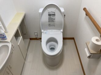 トイレ・コンロ・レンジフード改修工事
